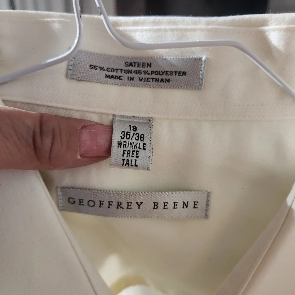 Geoffrey Beene Men's Dress Shirt Size: 18 35/36 Wrinkle Free TALL